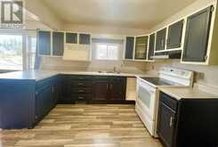 70 Armstrong ST | Kenora Ontario | Slide Image Nine