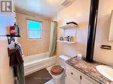 25 NEEBIG AVENUE | Manitouwadge Ontario | Slide Image Nine