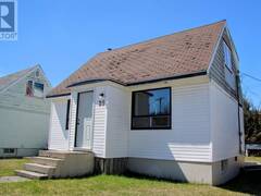 25 Neebig AVE Manitouwadge Ontario, P0T 2C0