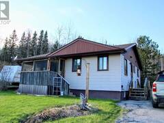 9 SWALLOW DRIVE Manitouwadge Ontario, P0T 2C0
