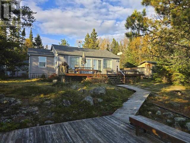 351 Amethyst Harbour Cliff AVE Thunder Bay Ontario, P7A 0B4 - Waterfront For Sale