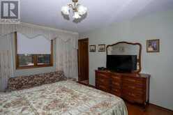 149 MASTERS STREET | Thunder Bay Ontario | Slide Image Thirteen