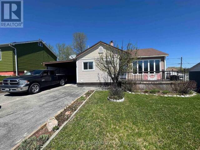 3 FALCON DRIVE Manitouwadge Ontario, P0T 2C0 - 3 Bedrooms Home For Sale
