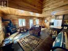16 MANIWAKI LN | Thunder Bay Ontario | Slide Image Ten