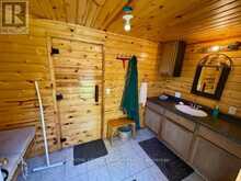 16 MANIWAKI LANE | Greenstone Ontario | Slide Image Seventeen