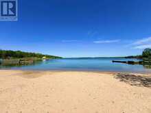 46 Aztec Drive | Sioux Narrows-Nestor Falls Ontario | Slide Image Four