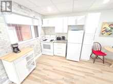 84 MACHAR AVE | Thunder Bay Ontario | Slide Image Two