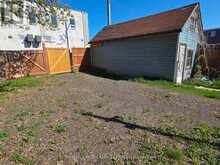 84 MACHAR AVE | Thunder Bay Ontario | Slide Image Thirty-three