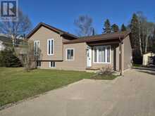 59 Hemlo Drive | Marathon Ontario | Slide Image Four