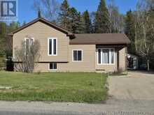 59 Hemlo Drive | Marathon Ontario | Slide Image One