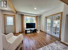 25 TIMMINS STREET | Thunder Bay Ontario | Slide Image Three