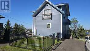 706 EAST GREEN BAY ROAD | Thunder Bay Ontario | Slide Image Twenty