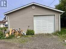 715 May ST N | Thunder Bay Ontario | Slide Image Four