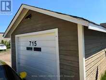 715 MAY STREET N | Thunder Bay Ontario | Slide Image Twenty-four