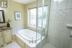 33 Kingswood DR | Thunder Bay Ontario | Slide Image Twenty-two