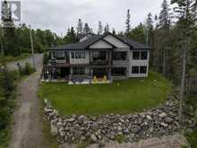 149 MICKELSON DR | Thunder Bay Ontario | Slide Image Two