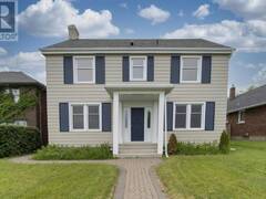 120 High ST Thunder Bay Ontario, P7B 3K5