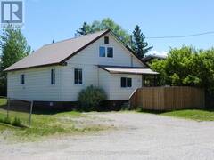 125 KENOGAMI Greenstone Ontario, P0T 2A0