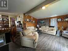 57 SUPERIOR AVENUE | Terrace Bay Ontario | Slide Image Three