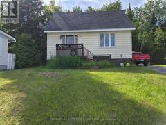 7 ESSA PLACE Manitouwadge Ontario, P0T 2C0