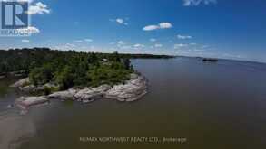 61 PENTNEY LANE | Lake of the Woods Ontario | Slide Image Ten