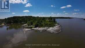 61 PENTNEY LANE | Lake of the Woods Ontario | Slide Image Eleven