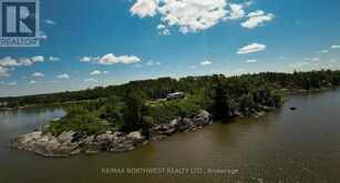 61 PENTNEY LANE | Lake of the Woods Ontario | Slide Image Thirteen