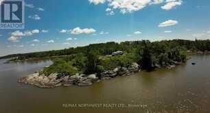 61 PENTNEY LANE | Lake of the Woods Ontario | Slide Image Twenty-six