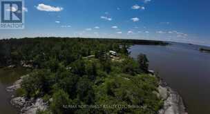 61 PENTNEY LANE | Lake of the Woods Ontario | Slide Image Twenty