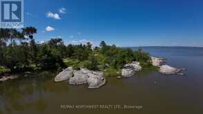 61 PENTNEY LANE | Lake of the Woods Ontario | Slide Image Three