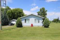 705-707 LORENA STREET | Rainy River Ontario | Slide Image Two