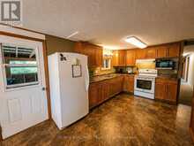 73 COPPER HEAD ROAD | Kenora Ontario | Slide Image Fifteen