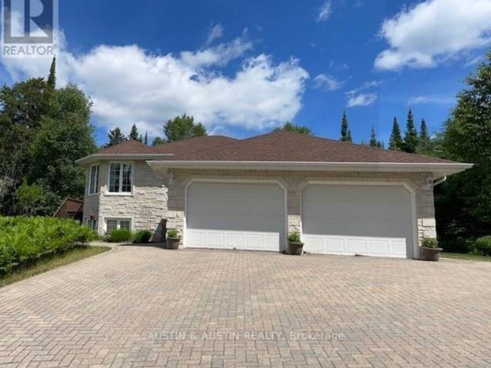 301 SANDY BEACH ROAD, Dryden, Ontario P8N 0A2
