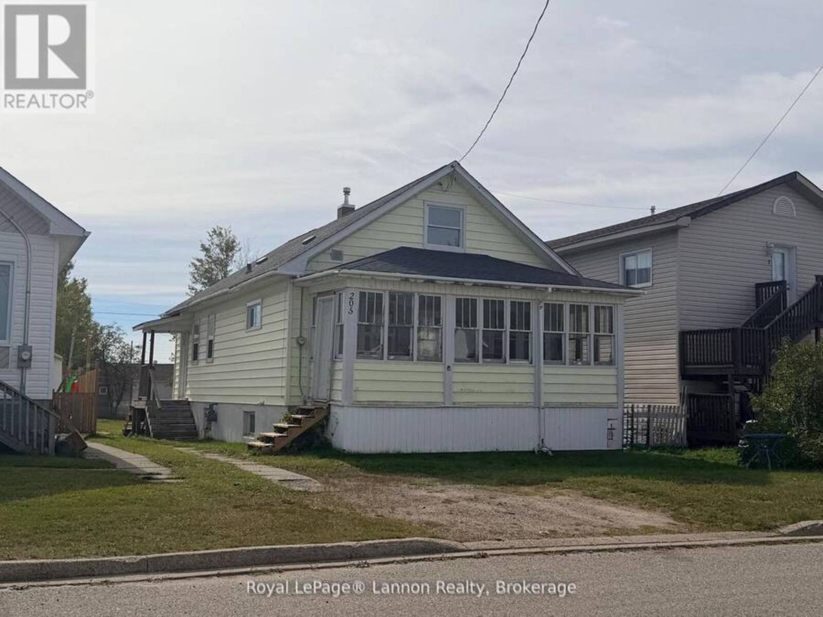 205 SECOND AVENUE, Greenstone, Ontario P0T 1M0