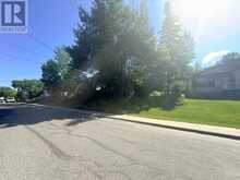 881 4TH AVENUE S | Kenora Ontario | Slide Image Three