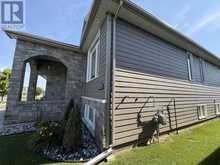 216 Cougar CRES | Thunder Bay Ontario | Slide Image Thirty