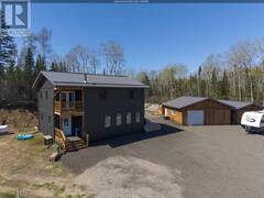 1035 Peterson RD Thunder Bay Ontario, P7G 0P1