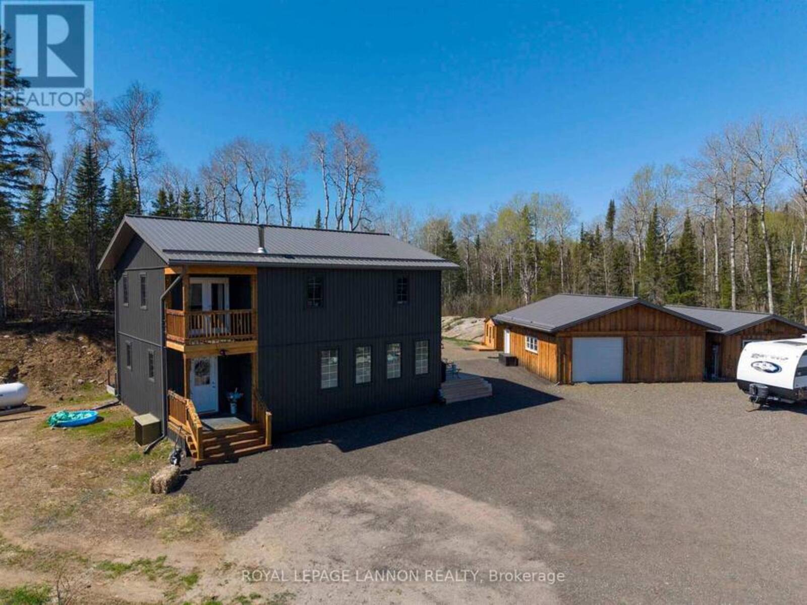 1035 PETERSON ROAD, Thunder Bay, Ontario P7G 0P1