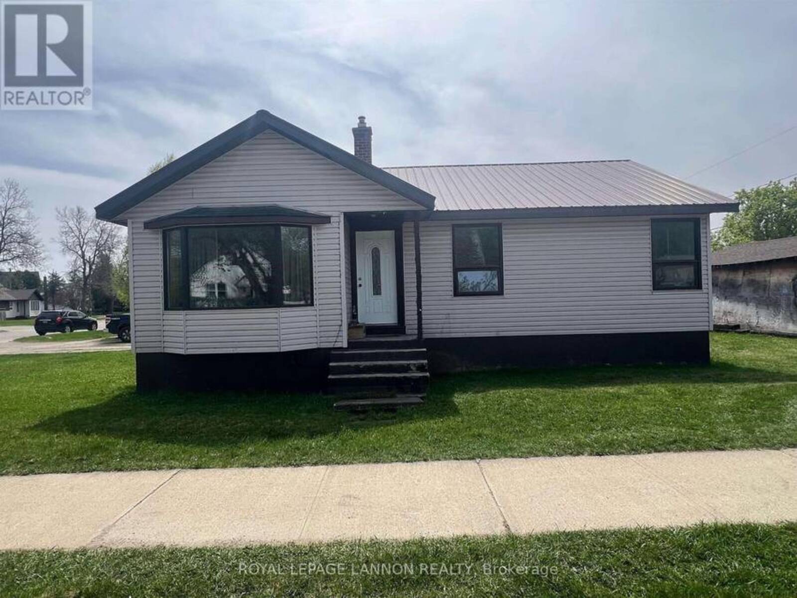 101 PINE CRESCENT, Atikokan, Ontario P0T 1C0
