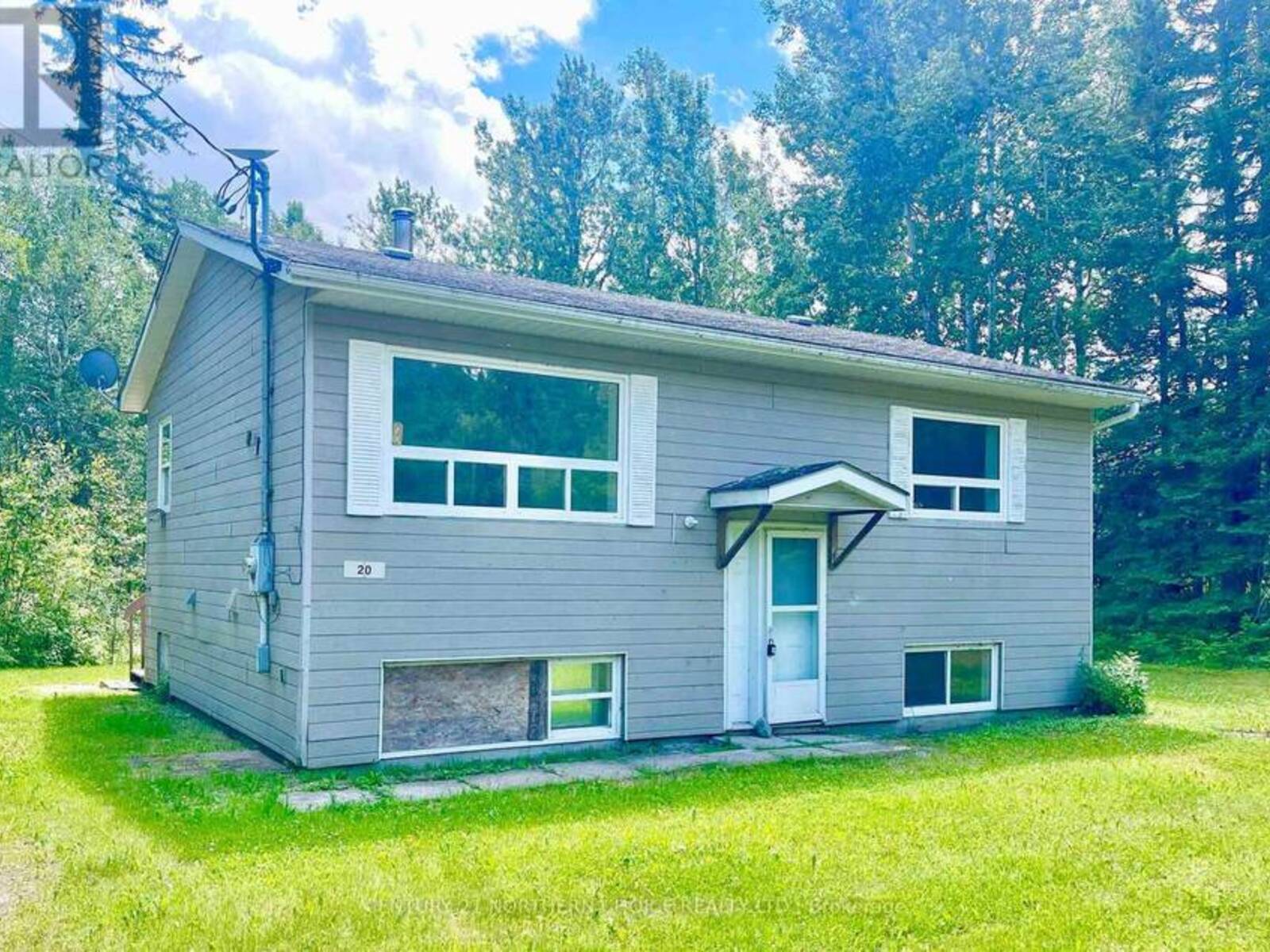 20 FALLS ROAD, Kenora, Ontario P0V 2W0