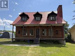 7 East Grove CRES Terrace Bay Ontario, P0T 2W0
