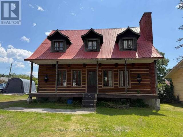7 EAST GROVE CRESCENT Terrace Bay Ontario, P0T 2W0 - 3 Bedrooms Home For Sale