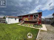 13 MOOSE DRIVE | Manitouwadge Ontario | Slide Image Thirty-seven
