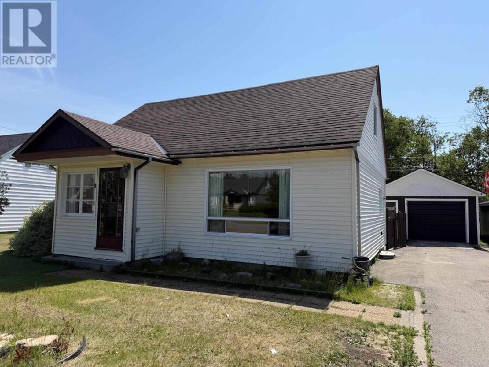 4 Elizabeth AVE, Terrace Bay, Ontario P0T 2W0