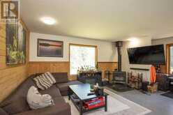 69 Niemi RD | Thunder Bay Ontario | Slide Image Sixteen