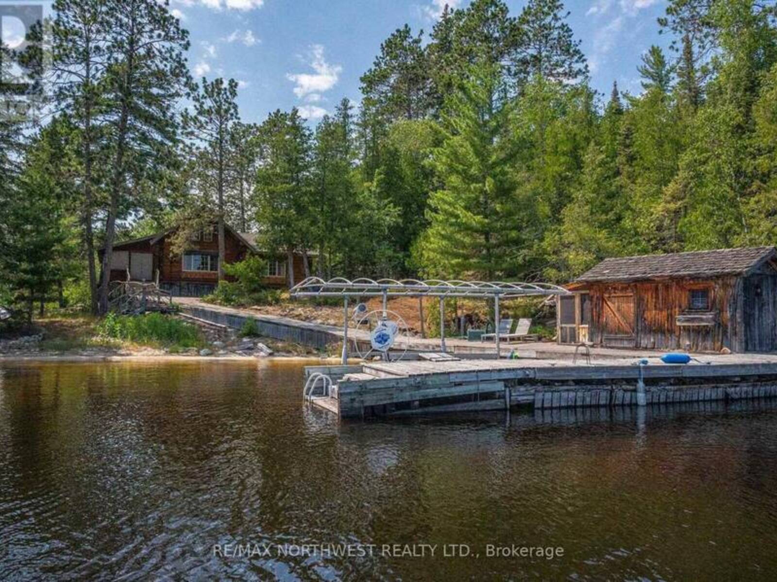 1 RED PINE ISLAND, Rainy River, Ontario P9A 3M3