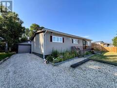 4 Graham DR Manitouwadge Ontario, P0T 2C0
