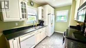 149 PROSPECT AVENUE | Thunder Bay Ontario | Slide Image Six