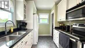 149 PROSPECT AVENUE | Thunder Bay Ontario | Slide Image Four
