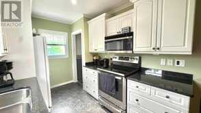 149 PROSPECT AVENUE | Thunder Bay Ontario | Slide Image Five